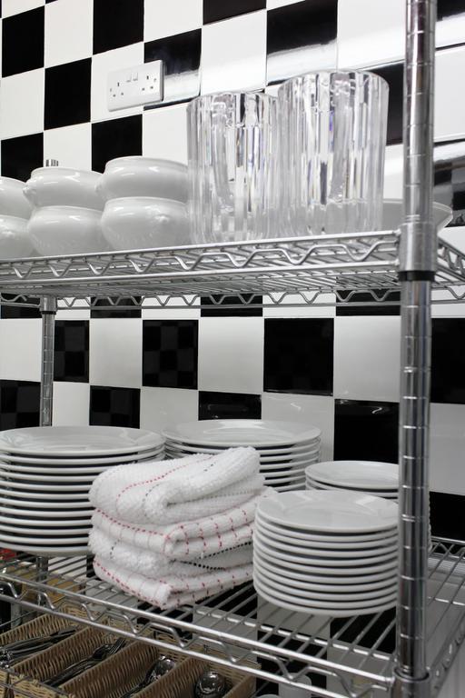 Lumely Fee Bunkhouse Aparthotel Kendal Kültér fotó